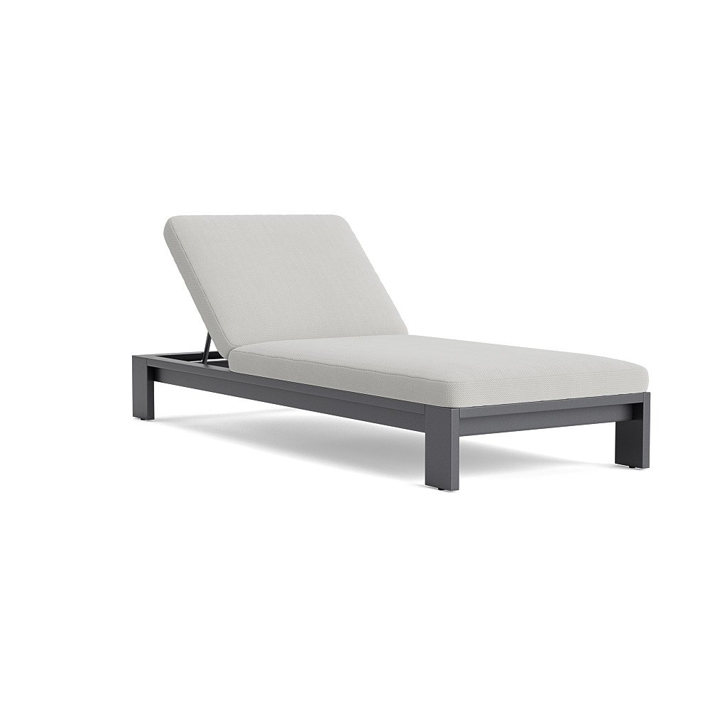 Modern Chaise Longue