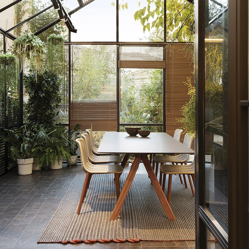 gray rope outdoor chair